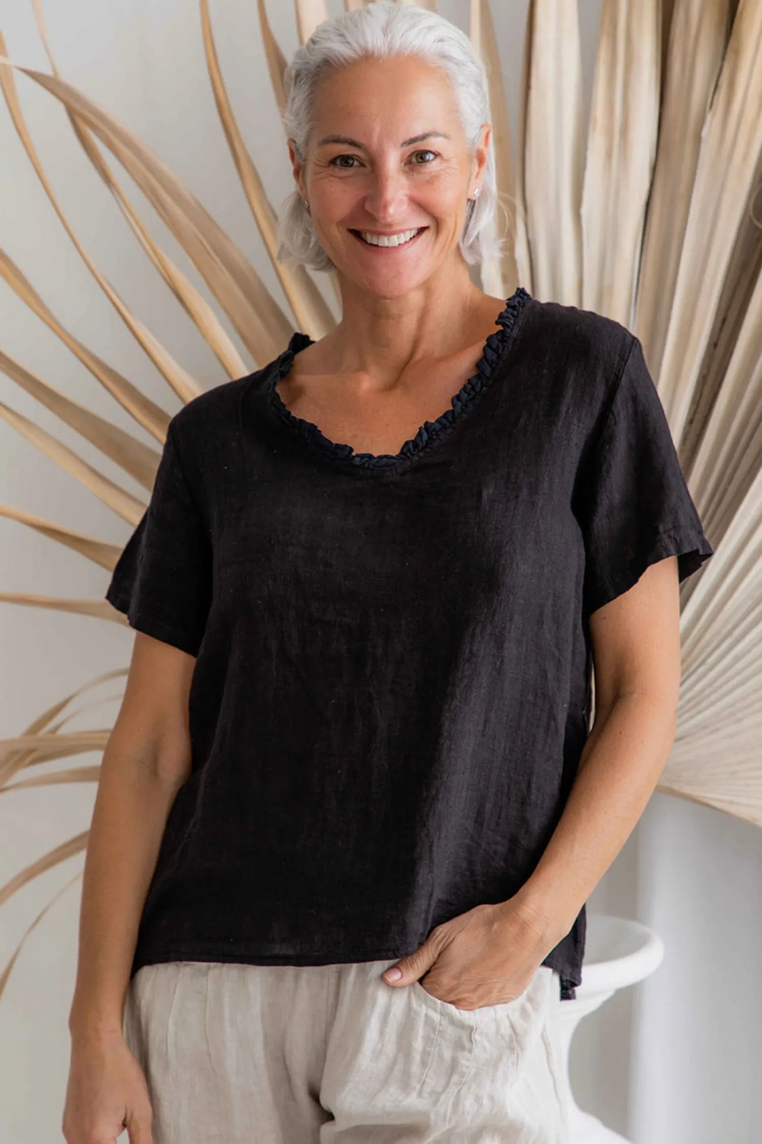 Outlet Abruzzi Top - Black - IC54 Shirts & Tops