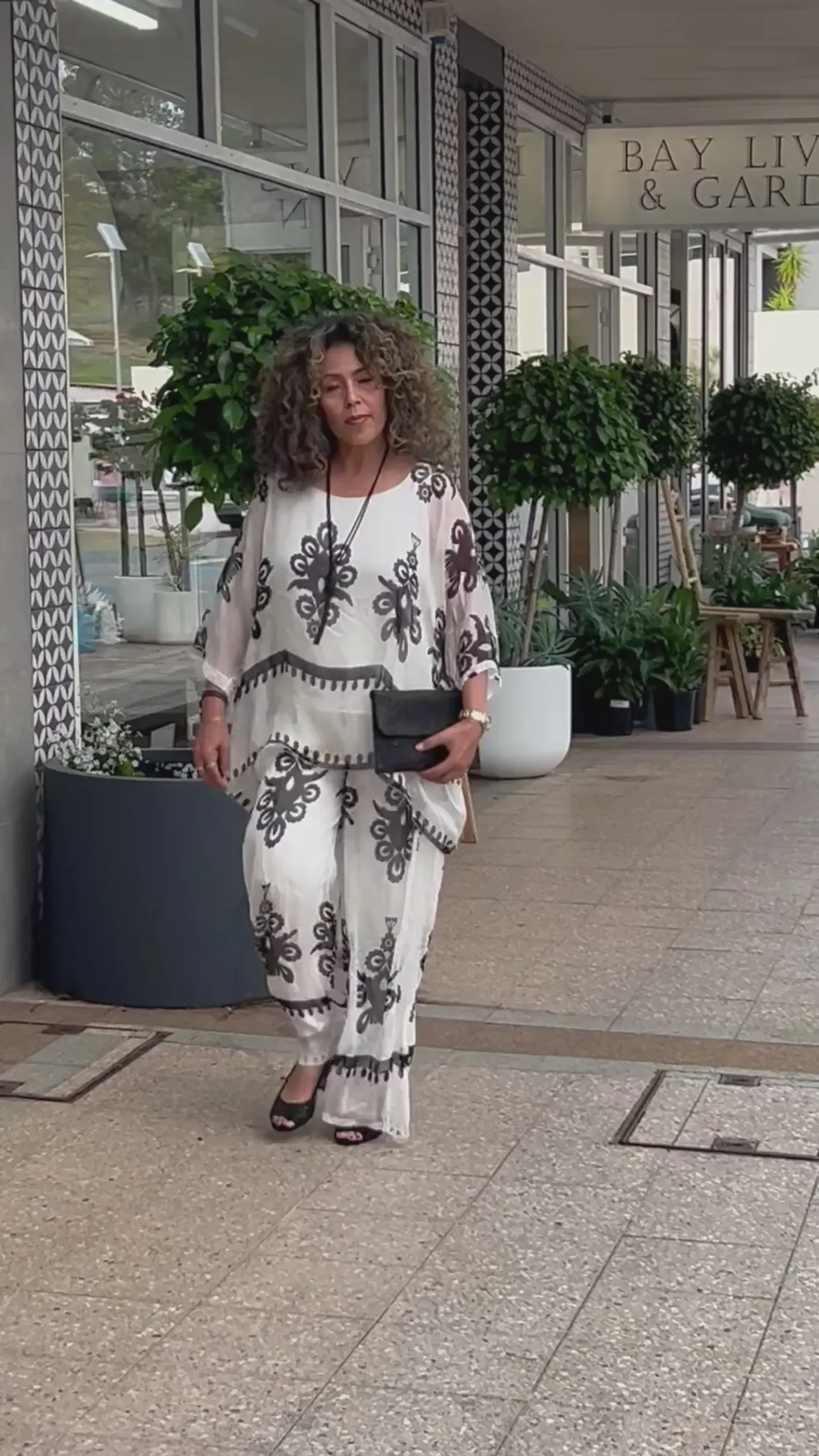 New Blossom Print Top - White/Black - CG35 Shirts & Tops