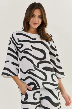 New Caily Linen Top - Black - OJ45 Shirts & Tops