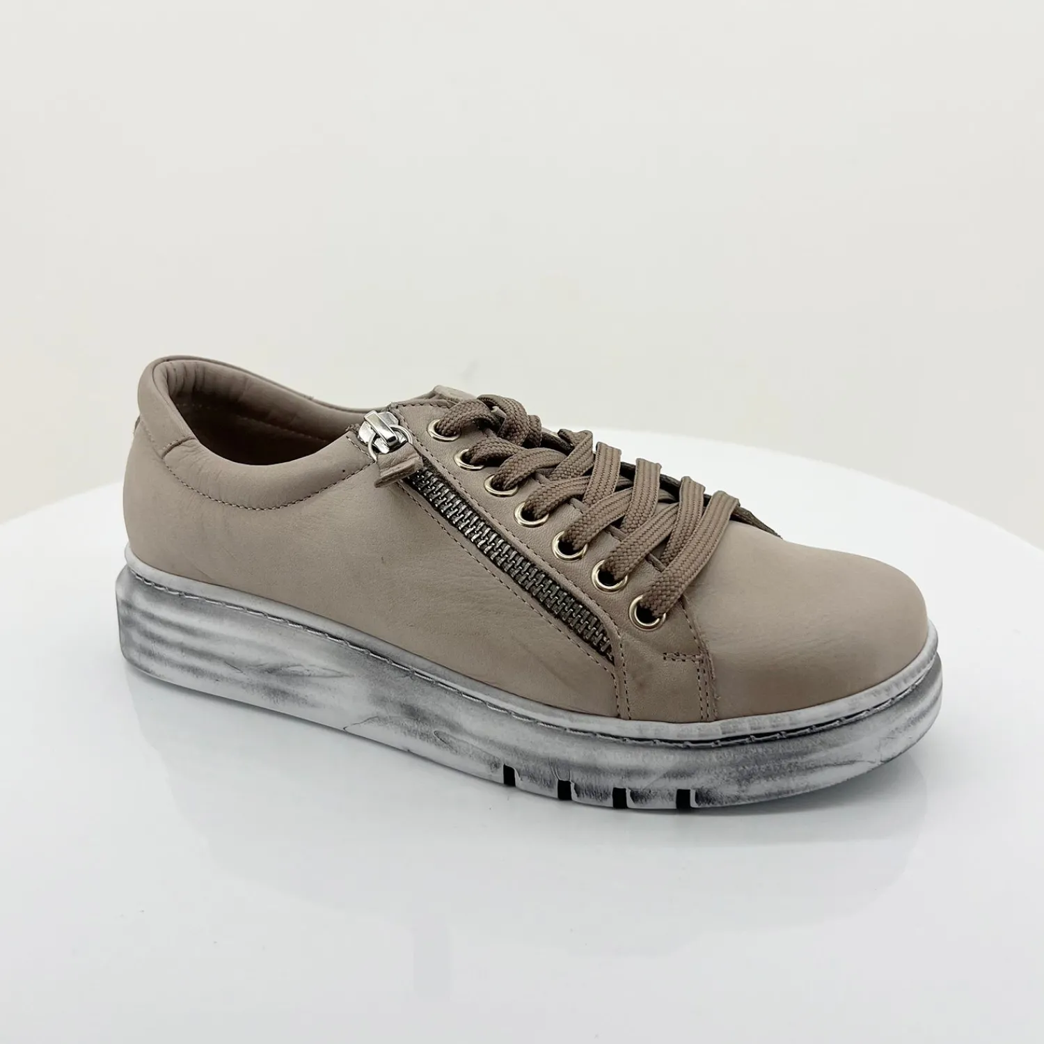 Sale Dark Stone Tatter Leather Sneaker - RS3 Sneakers