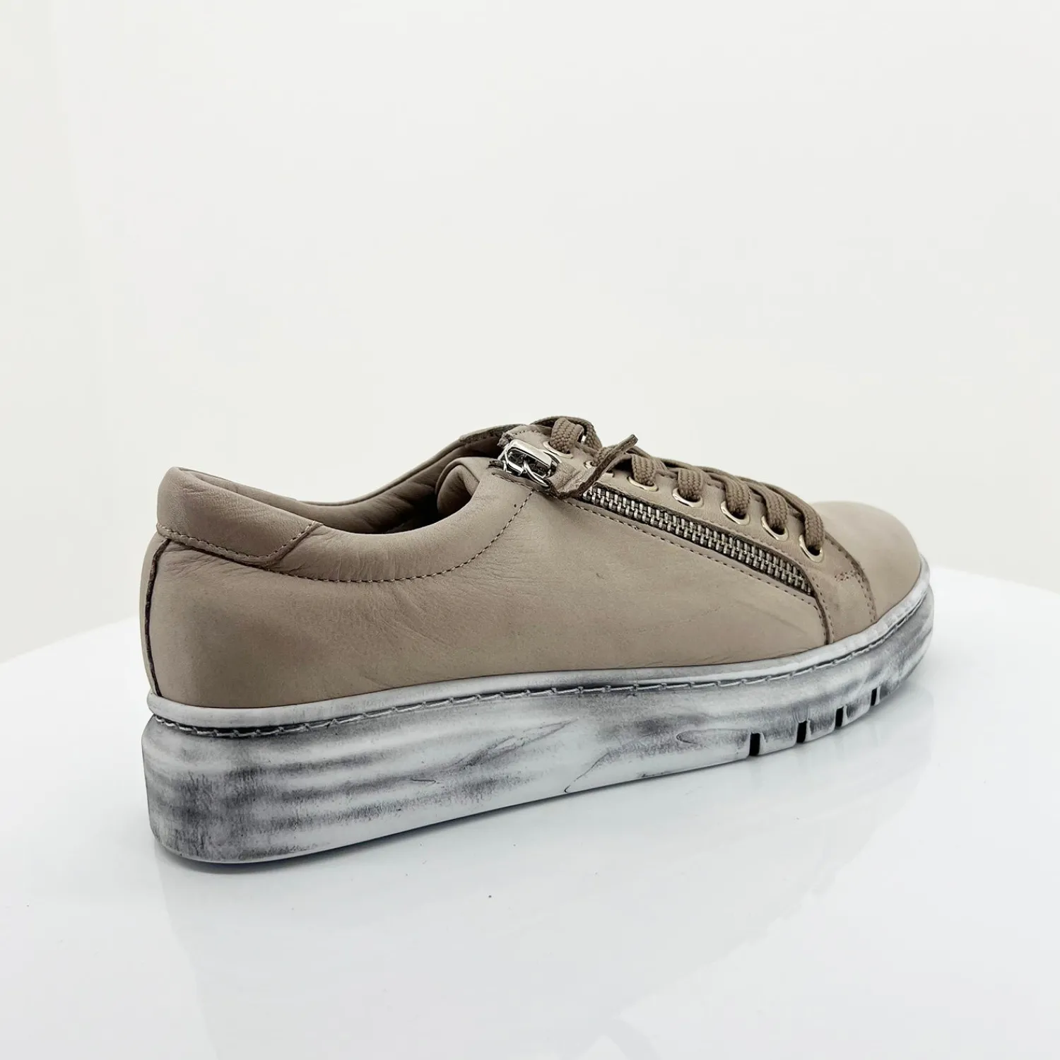 Sale Dark Stone Tatter Leather Sneaker - RS3 Sneakers