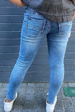 Discount Dundee Hybrid Jogger Jeans - Wash - NLJ7 Women Women's Jeans