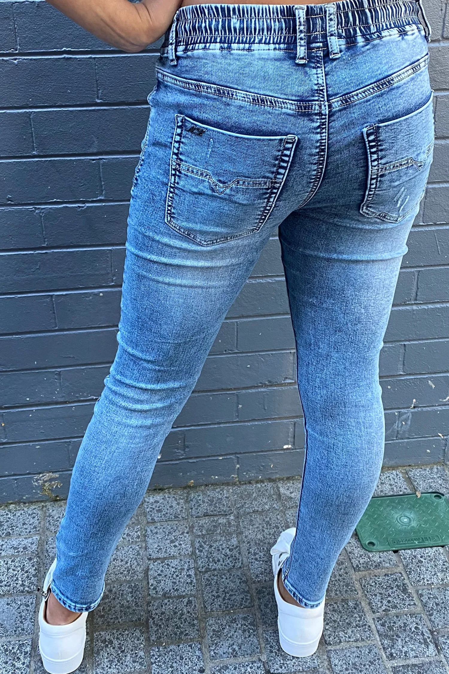 Discount Dundee Hybrid Jogger Jeans - Wash - NLJ7 Women Women's Jeans