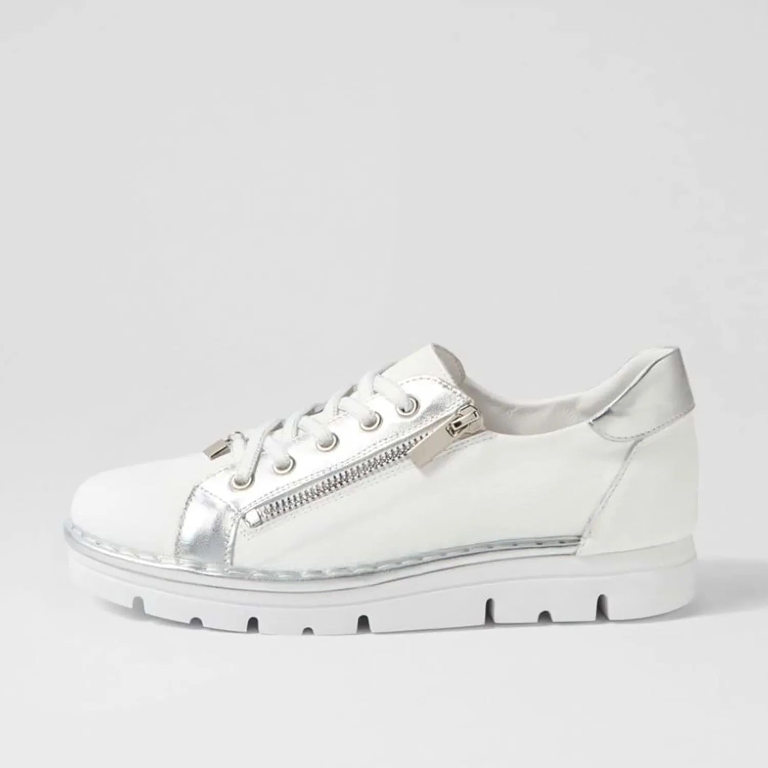 Best Elos Sneaker - White And Silver - TE8 Sneakers