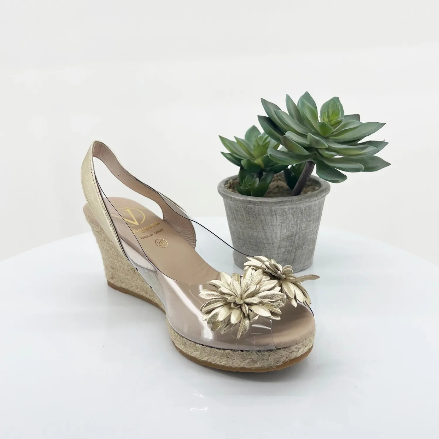 Gold Daisy Wedge | RW3 Wedges