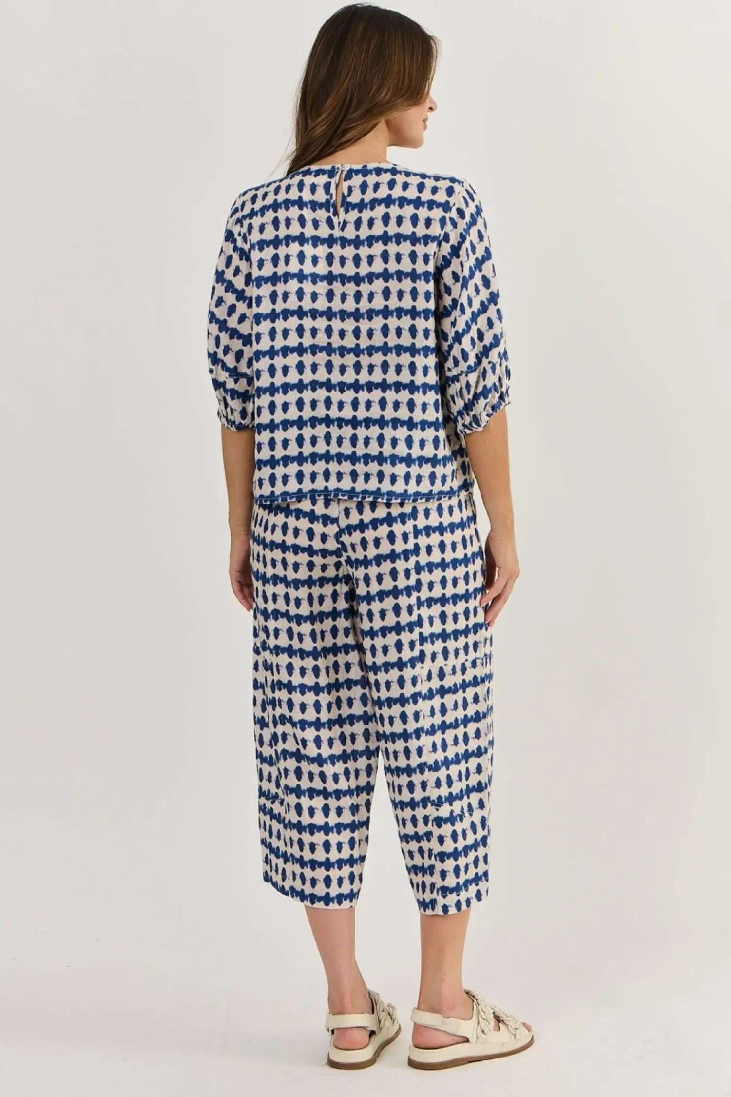Best Kyleigh Crop Linen Pant - Delta Blot - OJ32 Ladies Pants