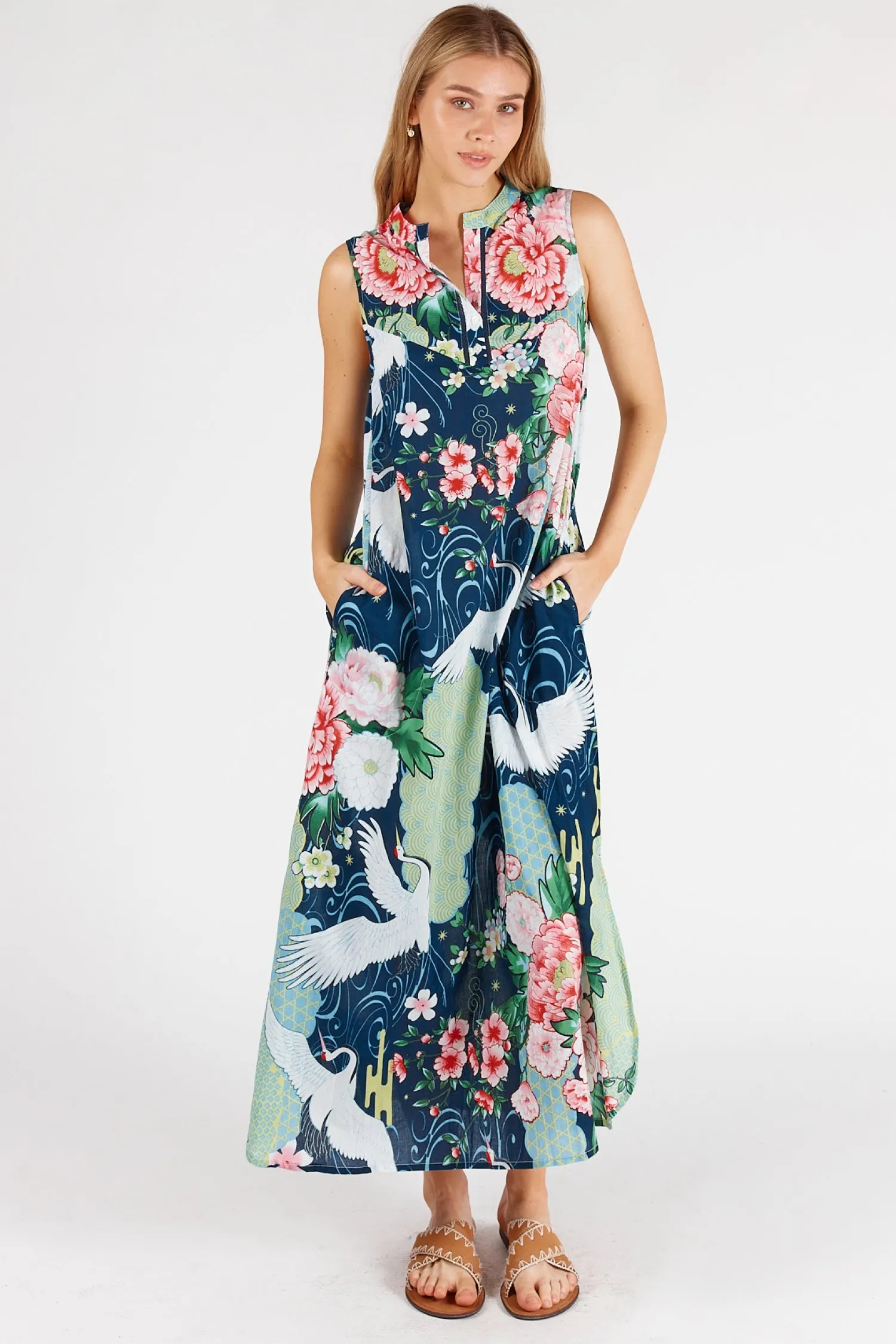 Outlet Mitzuki Maxi Dress - Navy - LL43 Dresses