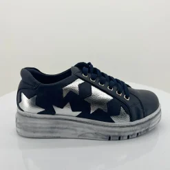 Best Navy Silver Taipei Sneaker - RS35 Sneakers