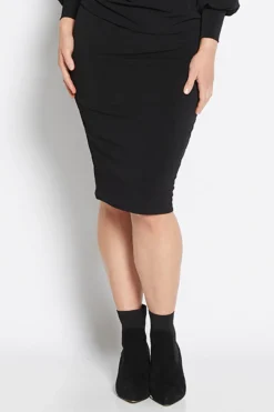 Outlet Nina Knee Skirt - Black - PH41 Skirts