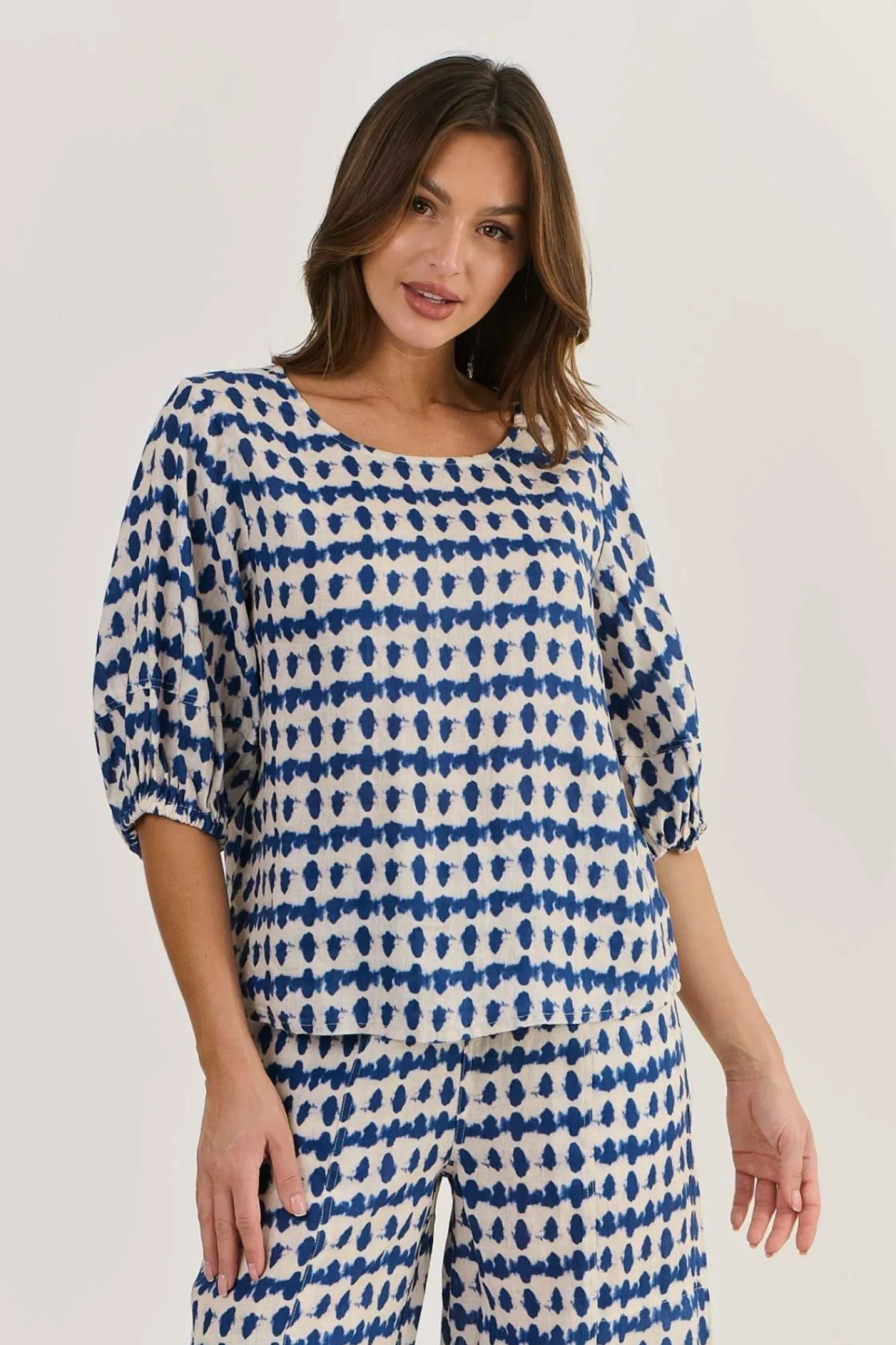 New Round Neck Linen Top - Delta Blot - OJ28 Shirts & Tops