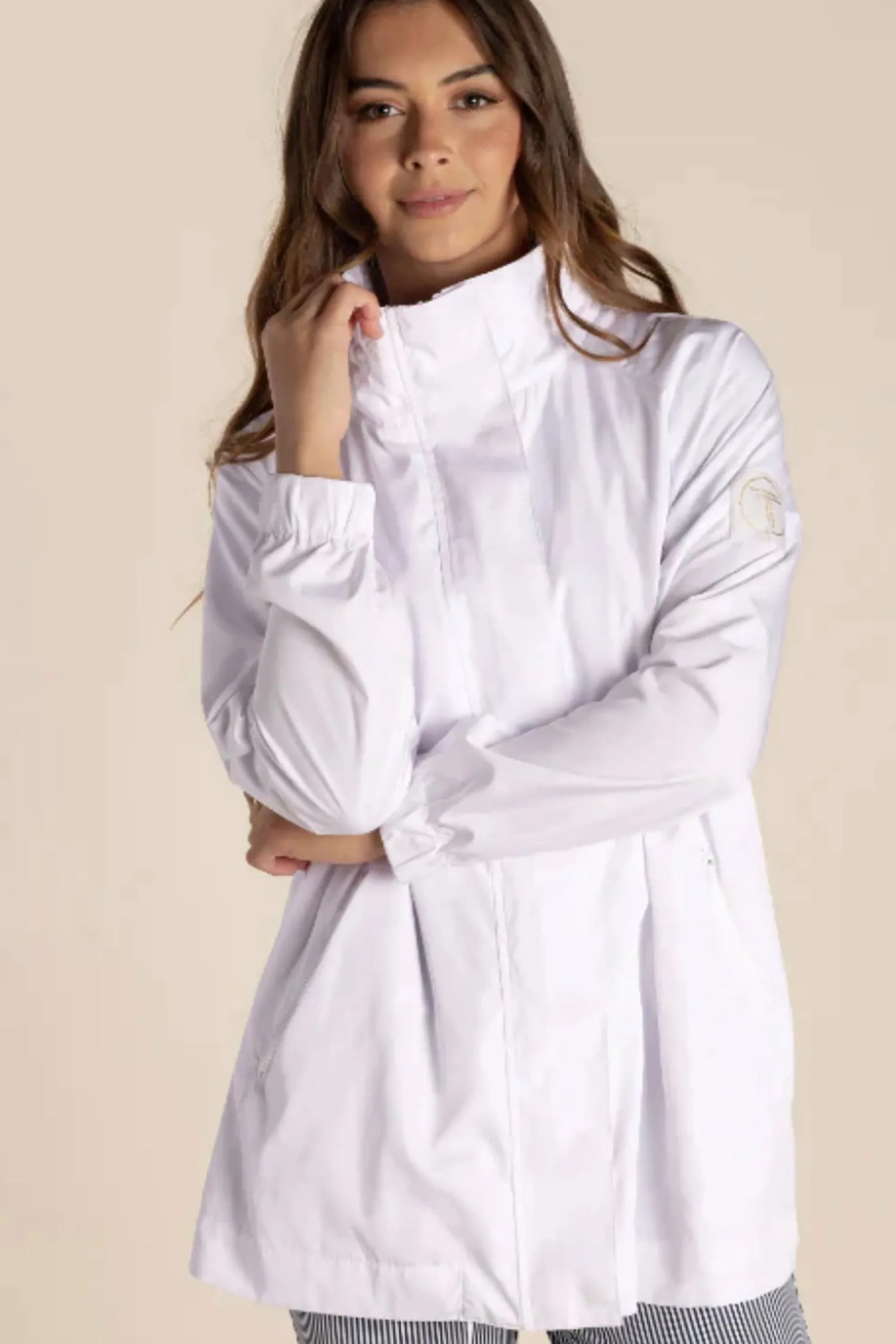 New Spray Jacket - White - TT9 Coats & Jackets