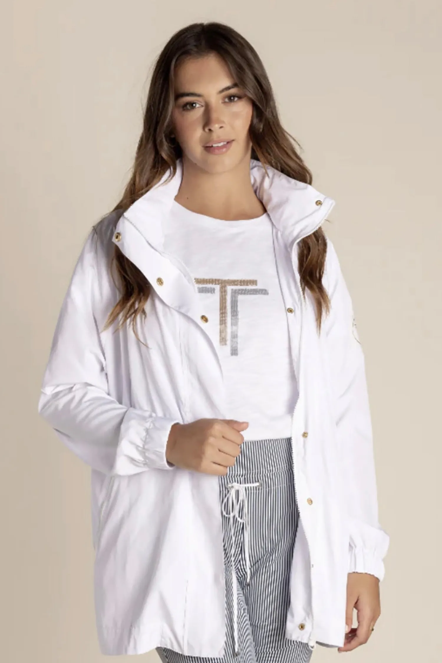 New Spray Jacket - White - TT9 Coats & Jackets