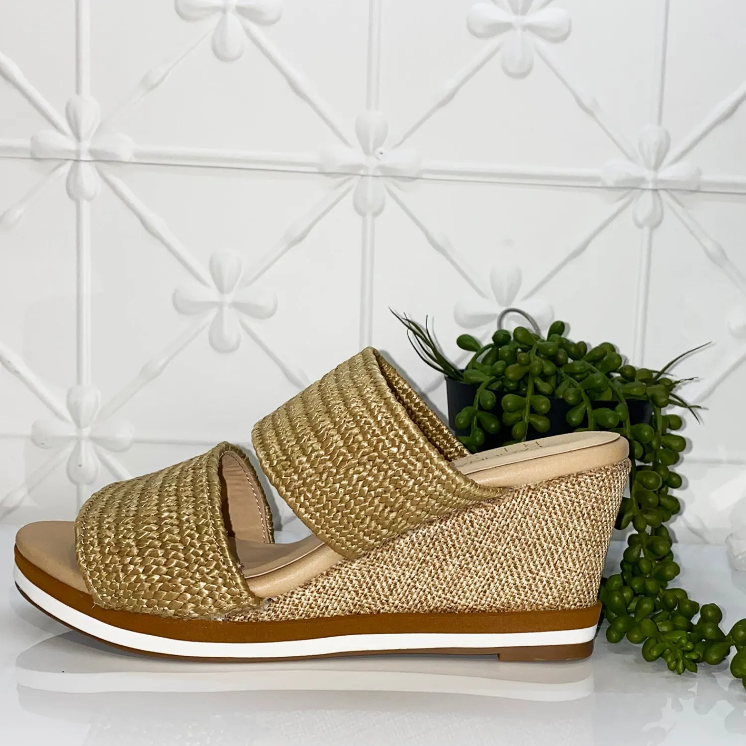 Tods Raffia Wedge | Natural | LQ1 Wedges|Sandals