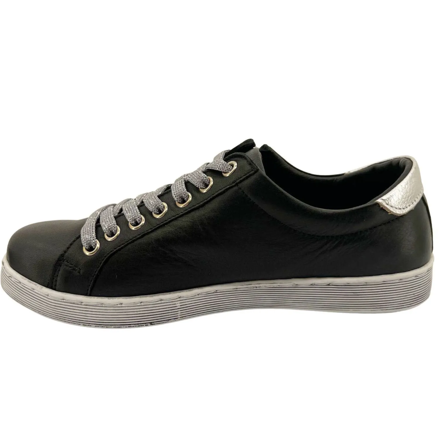 Hot Token Sneaker | Black/Silver | RS11s Sneakers