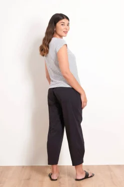 Online Up The Volume Pant - Black - F5 Ladies Pants
